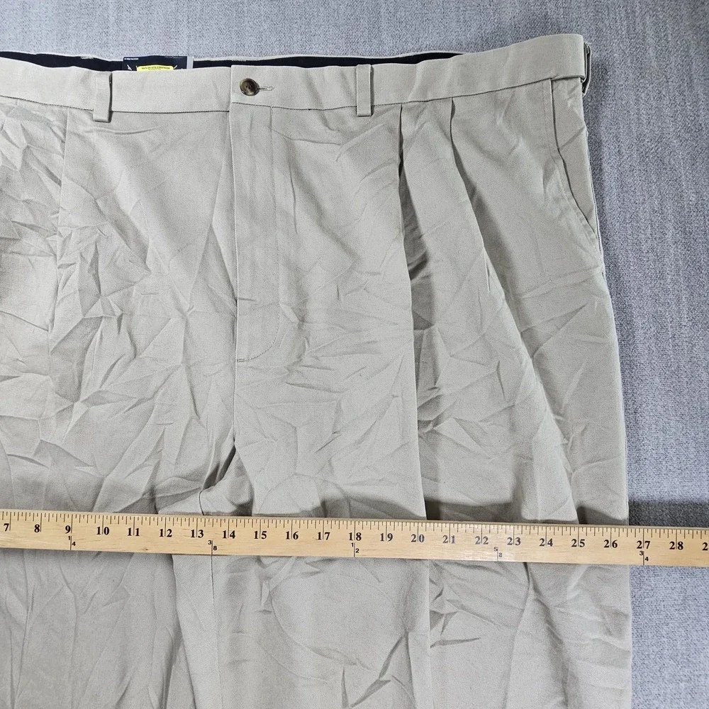Roundtree and Yorke Non‎ Iron Performance Chino Men's Beige Pants Size 48x32